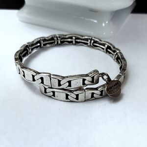 Alex and Ani Vintage Sixty Six Womens Infused + Energy Technology Wrap Bracelet